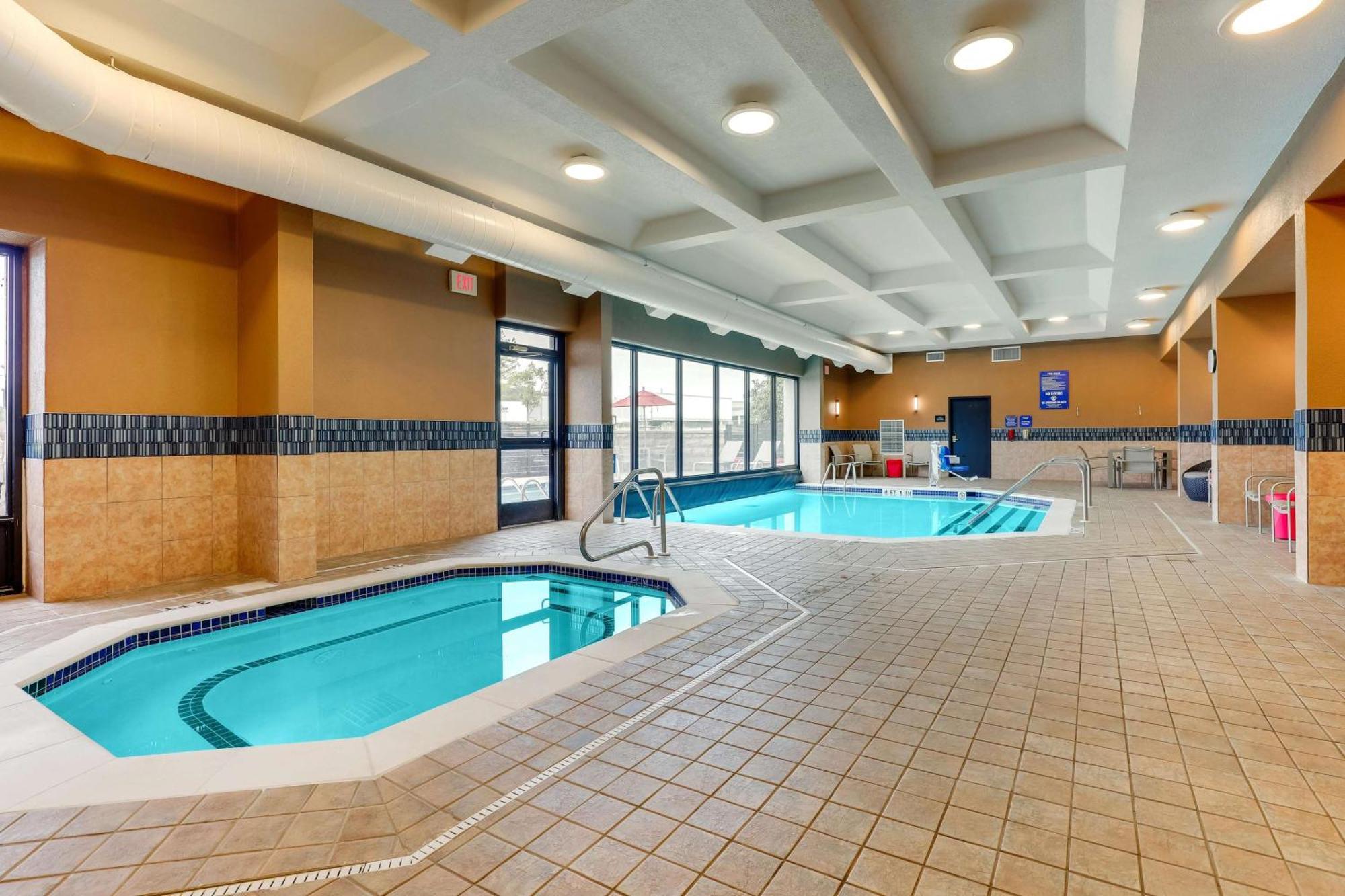 Drury Inn & Suites Birmingham Lakeshore Drive Exteriör bild